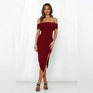 NWOT Hello Molly Wild Rose Midi Dress Wine Size 6